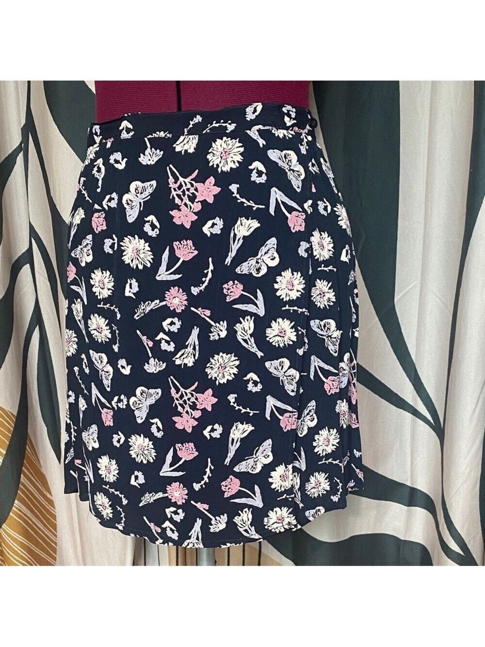 Floral Mini Skirt in navy and Pink